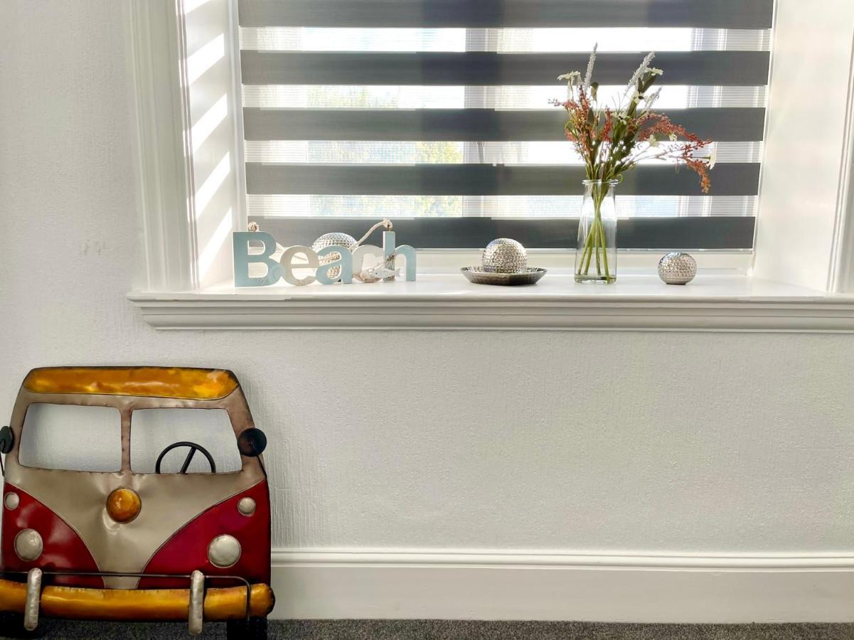 Modern Family Apartment Free Parking And Gym By Beach 본머스 외부 사진
