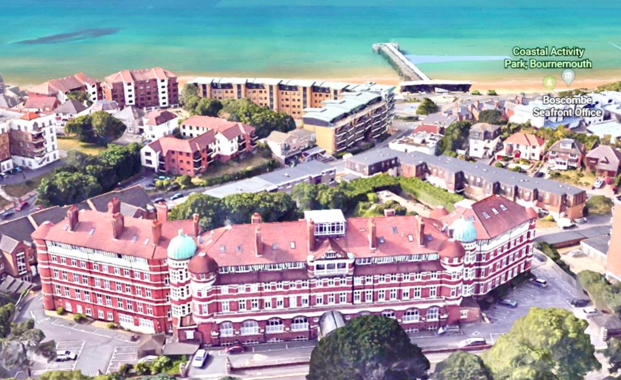 Modern Family Apartment Free Parking And Gym By Beach 본머스 외부 사진