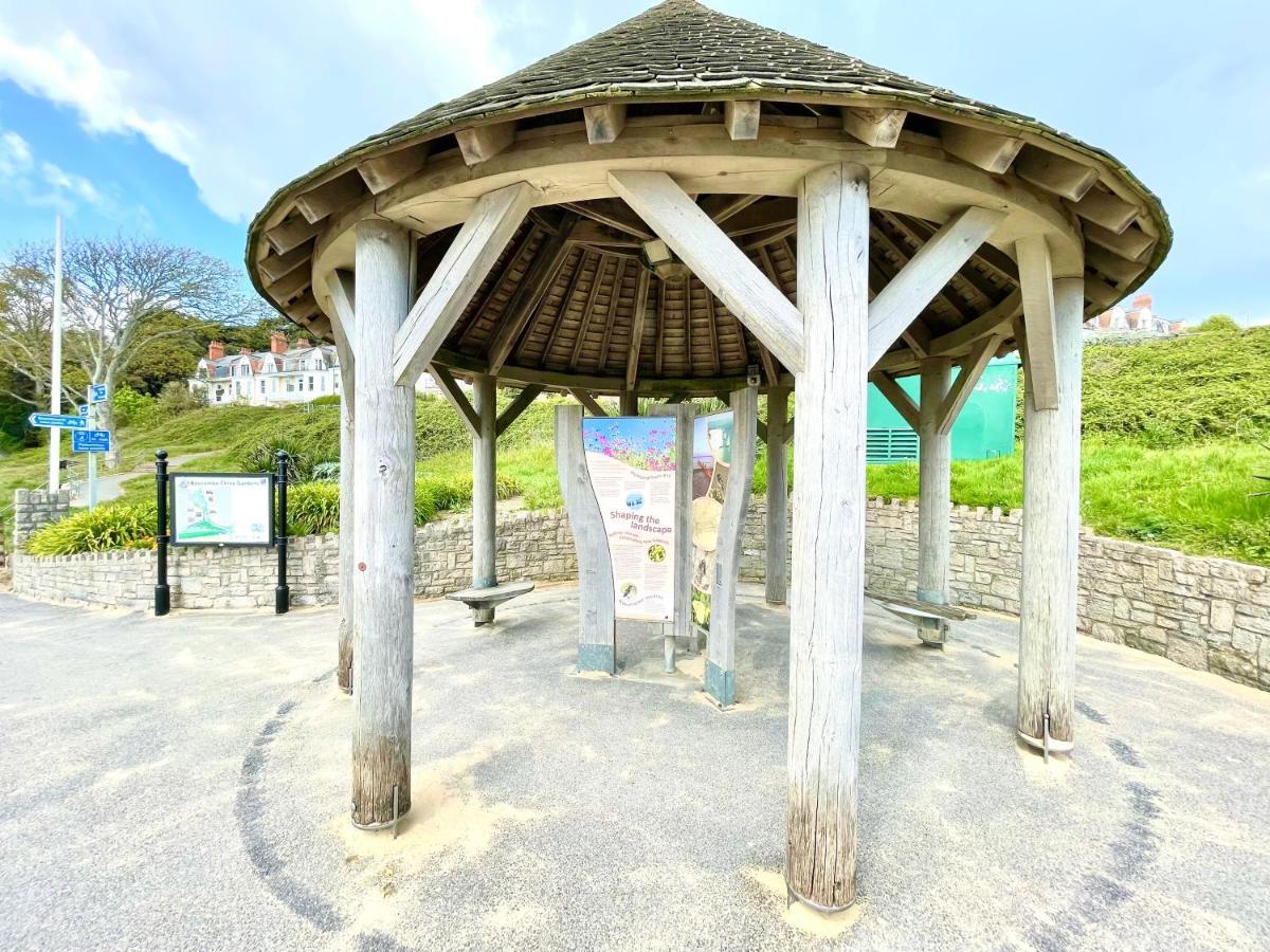 Modern Family Apartment Free Parking And Gym By Beach 본머스 외부 사진